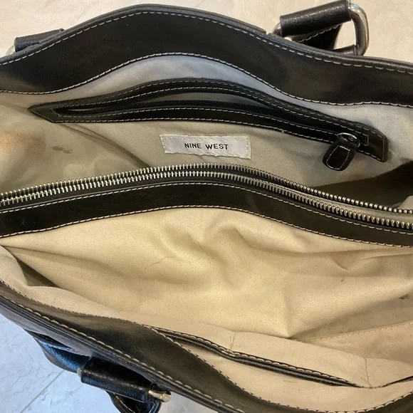 FREE with purchase of any other item: Nine West Purse, black, faux leather - Picture 6 of 6